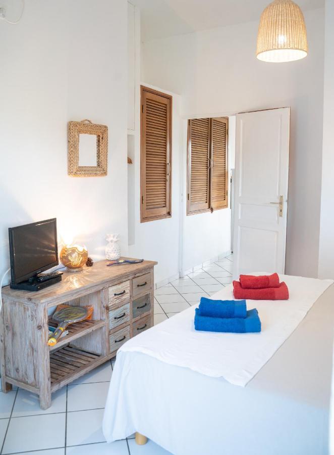 Bungalow Anse Figuier Terre-De-Haut Extérieur photo